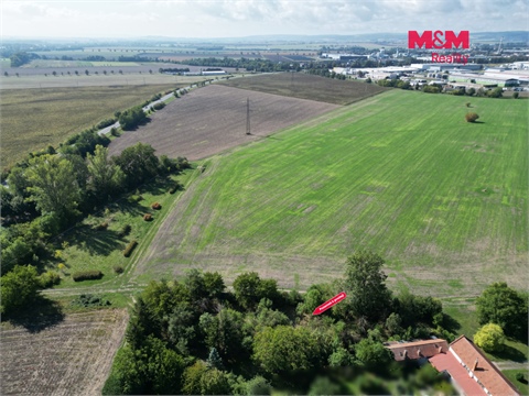 Prodej stavebního pozemku, 1 628 m² 2