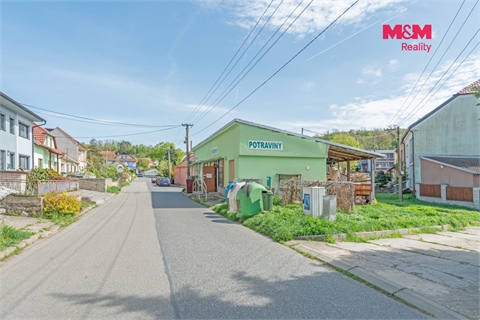 Prodej obchodních prostor, 143 m² 8