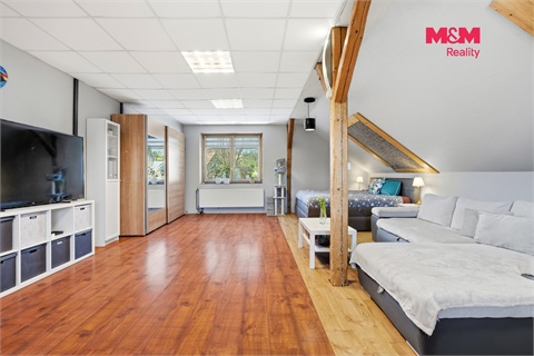 Prodej rodinného domu, 313 m² 14