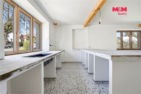 Prodej rodinného domu, 313 m² - 4