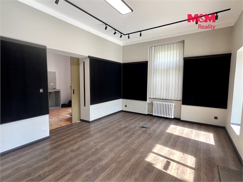 Pronájem obchodních prostor, 92 m² 4