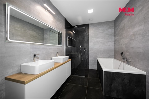 Pronájem bytu 3kk, 98 m² - 8