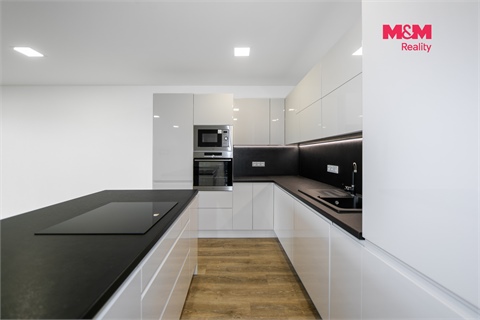 Pronájem bytu 3kk, 98 m² - 0