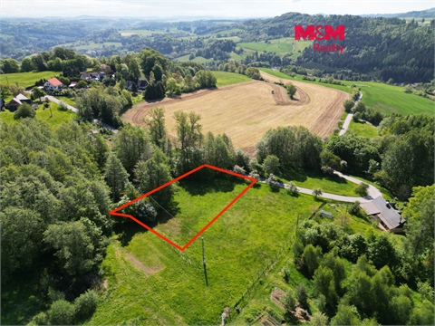 Prodej stavebního pozemku, 1 794 m² 0