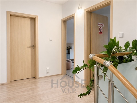 Prodej domu, 182 m² 14