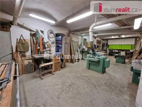 Pronájem výrobního objektu, 238 m² - 0