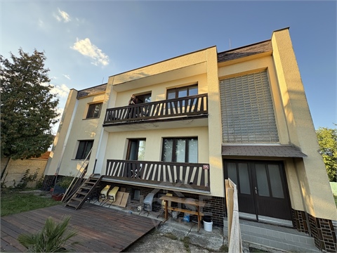 Prodej rodinného domu, 356 m² - 0