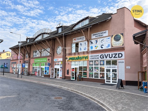 Pronájem komerčního objektu, 452 m² 0