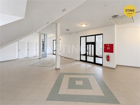 Pronájem komerčního objektu, 452 m² 6