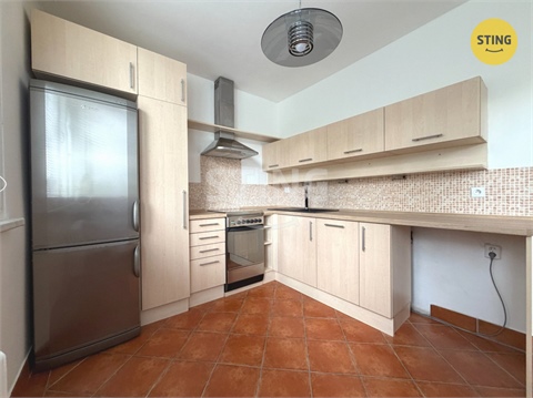 Pronájem bytu 3+1, 78 m² 0