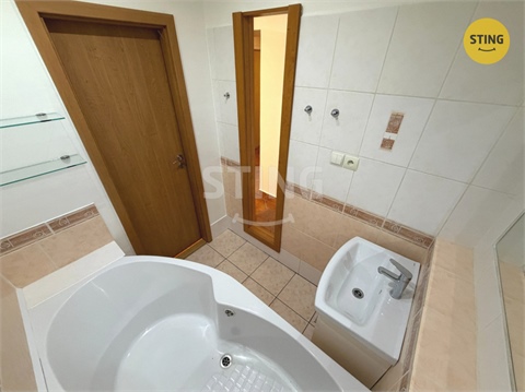 Pronájem bytu 3+1, 78 m² - 0