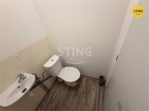 Pronájem obchodních prostor, 26 m² - 2