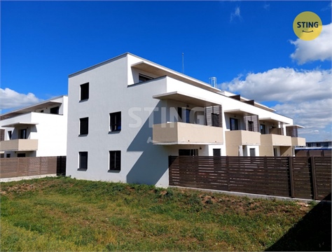 Pronájem bytu 2kk, 65 m² 0