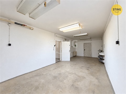 Pronájem skladu / haly, 55 m² - 0