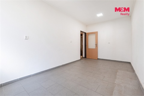 Pronájem výrobního objektu, 770 m² - 18