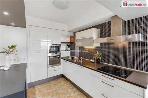Prodej bytu 2kk, 65 m² - 12