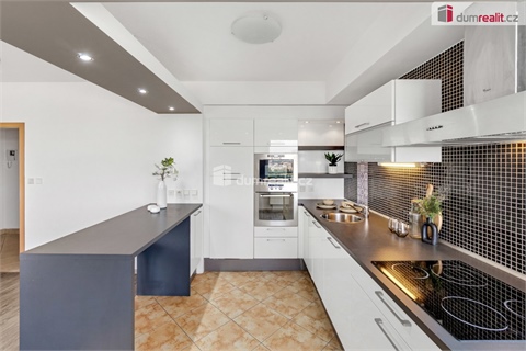Prodej bytu 2kk, 65 m² 12
