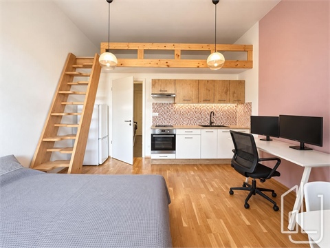 Pronájem bytu 1kk, 32 m² - 2