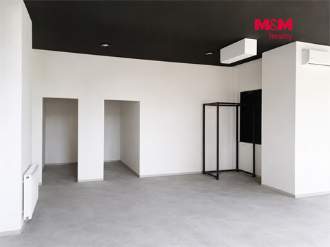 Pronájem obchodních prostor, 140 m² - 0