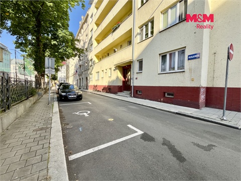 Prodej bytu 2+1, 62 m² 12