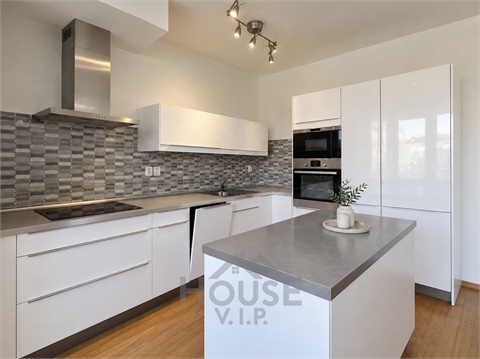 Prodej bytu 2kk, 60 m² - 2