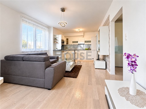 Prodej bytu 2kk, 56 m² 0