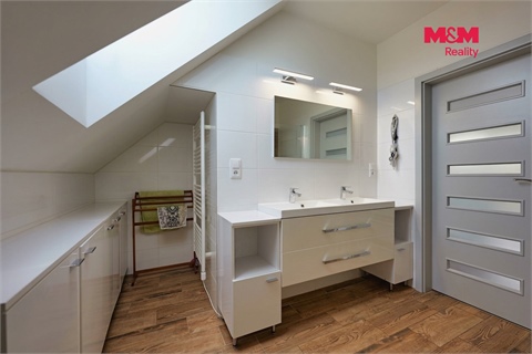 Prodej bytu 4+1, 121 m² - 20