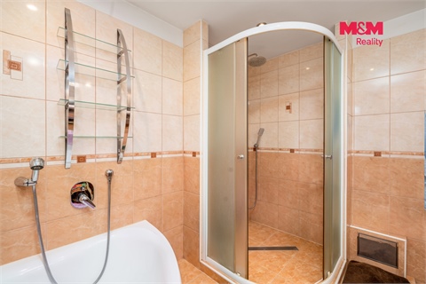 Prodej komerčního objektu, 596 m² 6