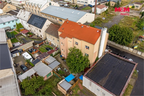 Prodej komerčního objektu, 596 m² 12