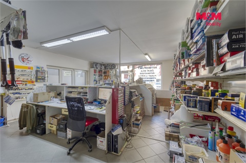 Prodej obchodních prostor, 98 m² 2