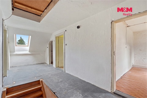 Prodej rodinného domu, 180 m² - 18