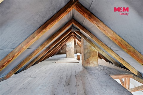 Prodej rodinného domu, 180 m² - 20