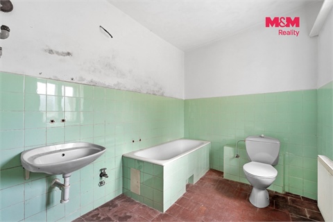Prodej rodinného domu, 180 m² - 10