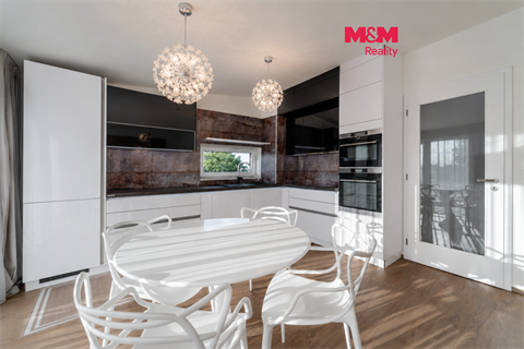 Prodej rodinného domu, 112 m² 0