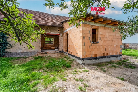 Prodej rodinného domu, 234 m² 0
