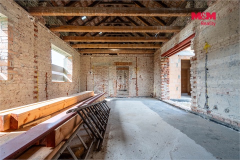 Prodej rodinného domu, 234 m² 2