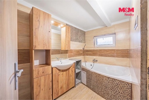 Prodej rodinného domu, 159 m² - 8