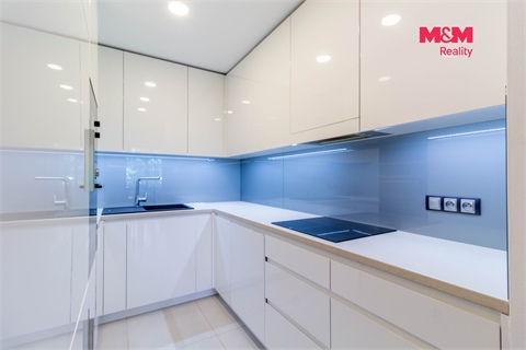 Pronájem bytu 3+1, 86 m² - 0
