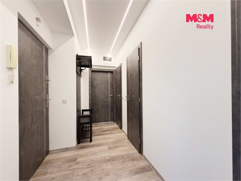 Prodej bytu 2+1, 55 m² - 12