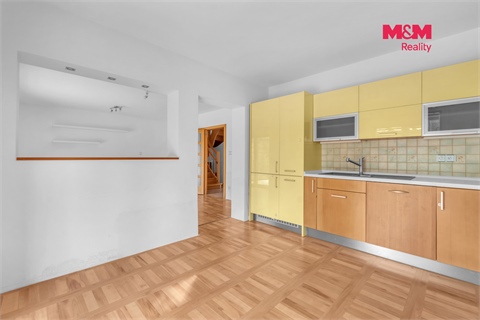 Prodej rodinného domu, 100 m² 2