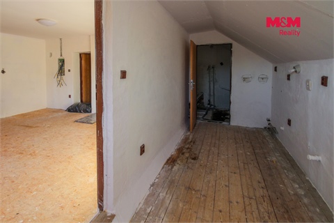 Prodej rodinného domu, 291 m² - 18
