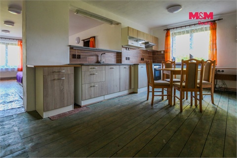 Prodej rodinného domu, 291 m² - 10