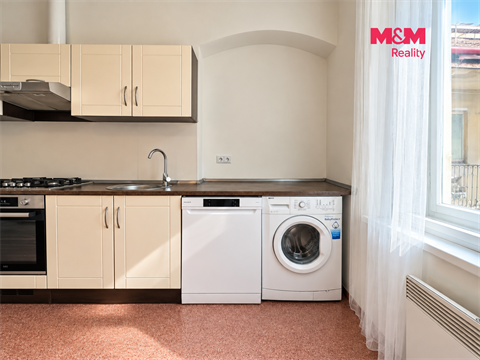Pronájem bytu 2+1, 75 m² 8