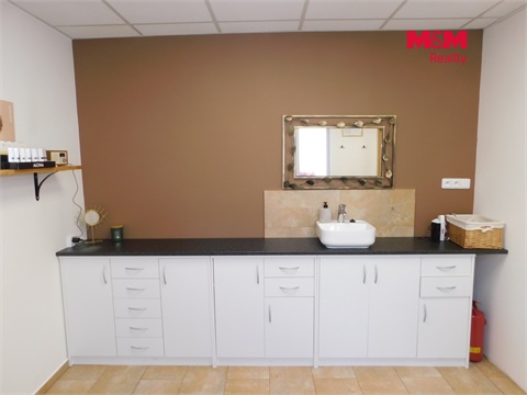 Pronájem obchodních prostor, 11 m² - 0