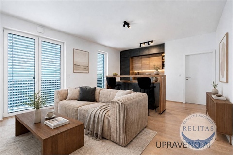 Prodej bytu 4kk, 86 m² 0