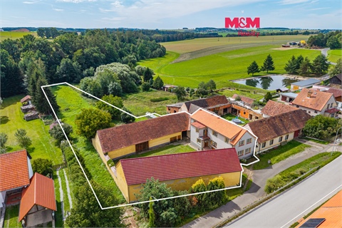 Prodej rodinného domu, 236 m² 0