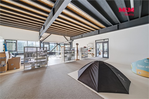 Prodej výrobního objektu, 3 673 m² 10