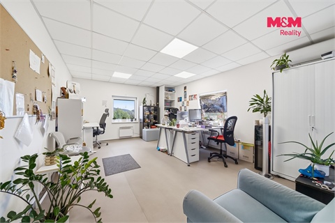 Prodej výrobního objektu, 3 673 m² - 18