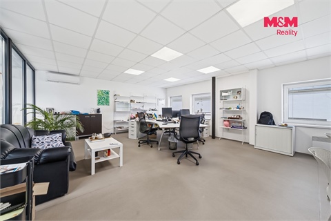 Prodej výrobního objektu, 3 673 m² 20