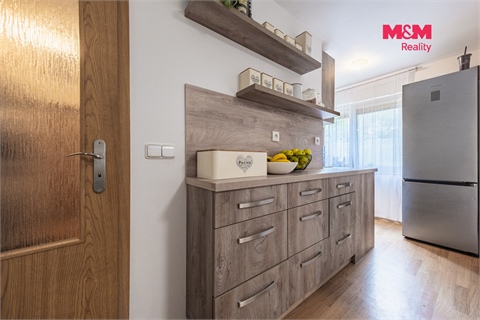 Prodej bytu 4kk, 65 m² - 0
